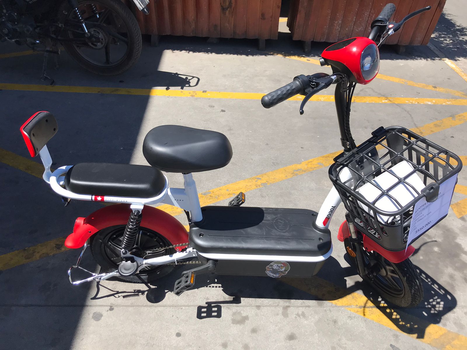 Moto scooter eléctrico